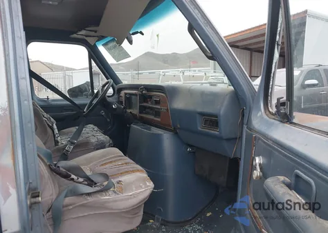 1987 Ford Econoline E150 из США, поврежденный, VIN 1FMEE11N8HHB02498